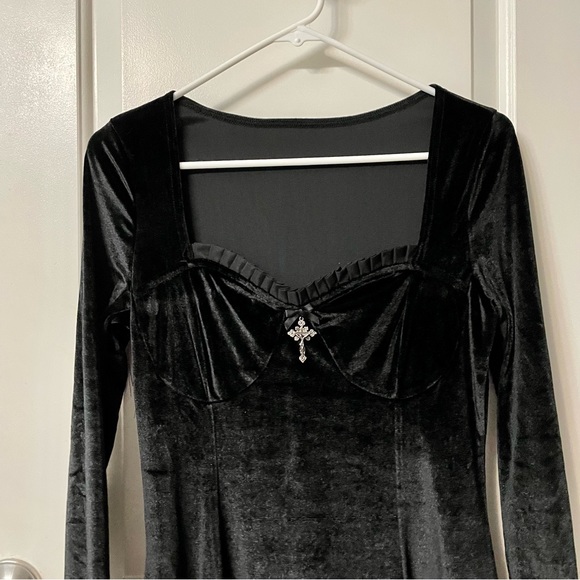 Goth Dress - Picture 5 of 8